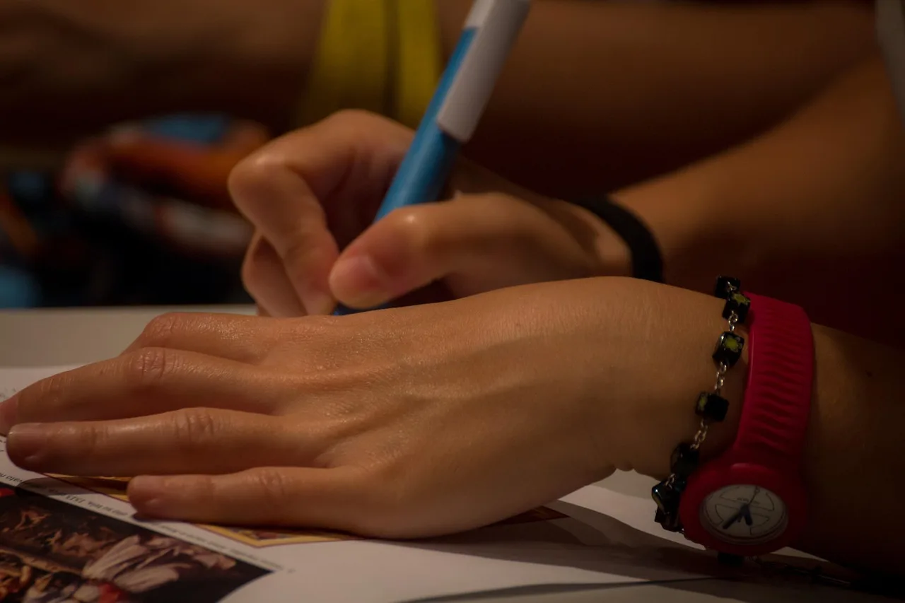 writing, hands, girl, beautiful girl, calligraphy, alphabet, script, text, pen, sign, ink, watch, symbol, drawing, paper, sketch, signature, office, write, letter, pencil, handwriting, classic, draw, author, notes, brown office, brown writing, brown letter, brown drawing, brown note. Celebrity signatures by profession: grouping and marking