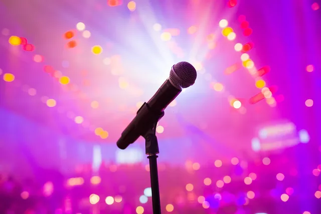 microphone, comedy, crowd, event, applause, people, audience, cheering, pink crowd, pink microphone, pink event, microphone, comedy, comedy, comedy, comedy, comedy, applause. Celebrity Trivia Quizzes: Sample Questions and Format