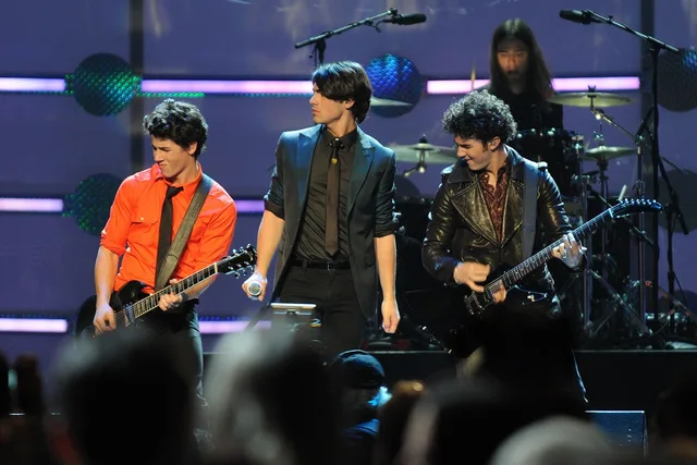 jonas brother, entertainers, singers, music, on stage, performance, concert, washington dc, celebrities, famous, blue music, blue concert, blue celebrate, jonas brother, on stage, on stage, on stage, on stage, on stage, washington dc. Music celebrity trivia: a dated, sourced directory, 2027 edition
